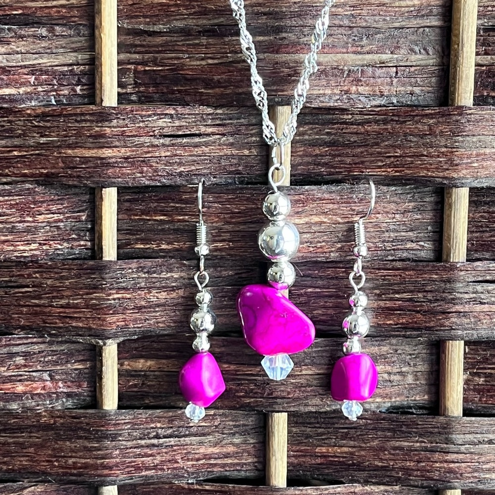 Fuchsia and Silver Bead Earring and Pendant Set